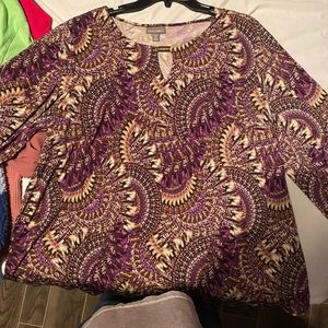 Women’s dress shirt